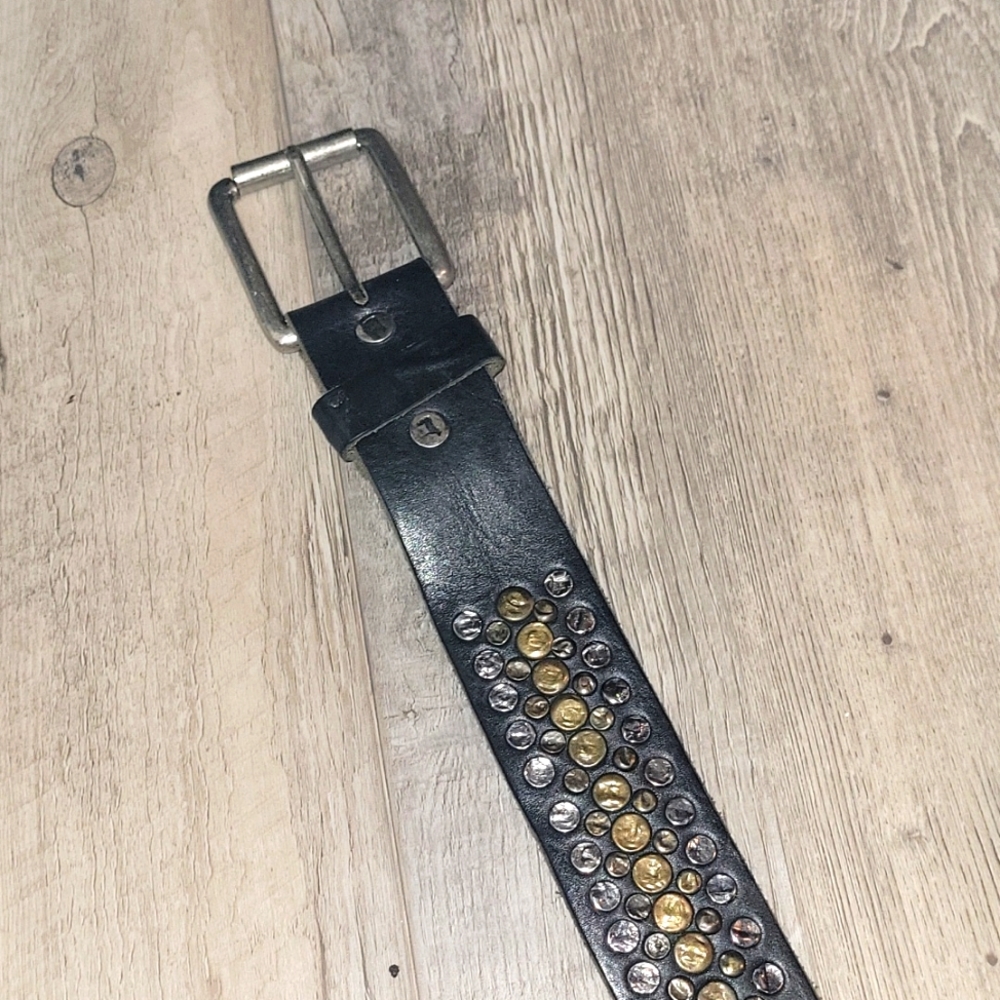 Will leather goods studded belt